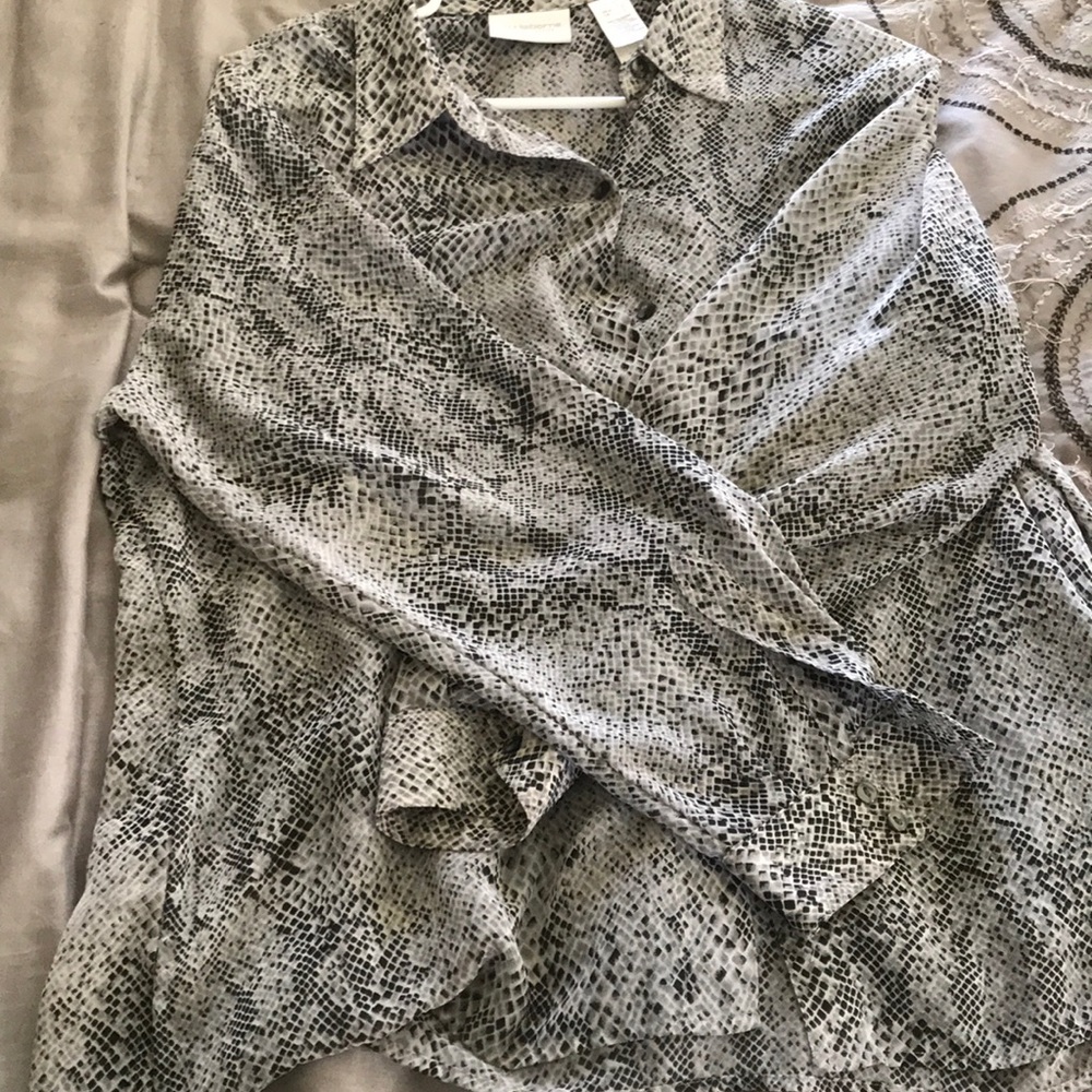 Snakeskin pattern button up
